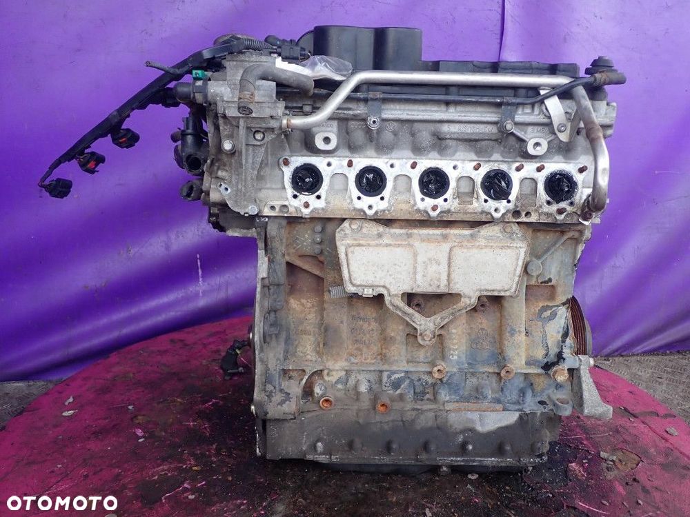 VW JETTA V III 1K 2,5 R5 BGP 150KM SILNIK BENZYNA TEST POMIAR KOMPRESJI - 4