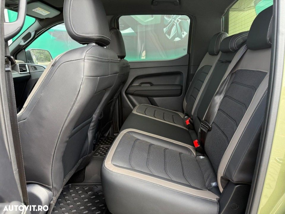 Volkswagen Amarok - 25