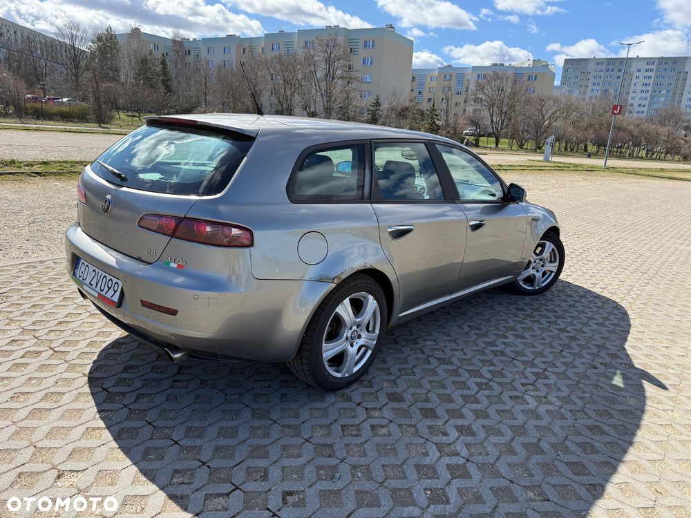 Alfa Romeo 159 2.4 JTDM 20V DPF Distinctive - 3
