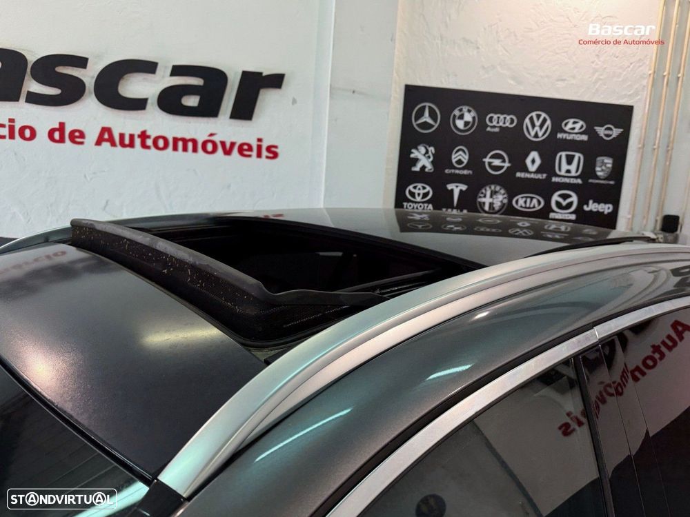 Mercedes-Benz GLC 250 d 4Matic 9G-TRONIC AMG Line - 31