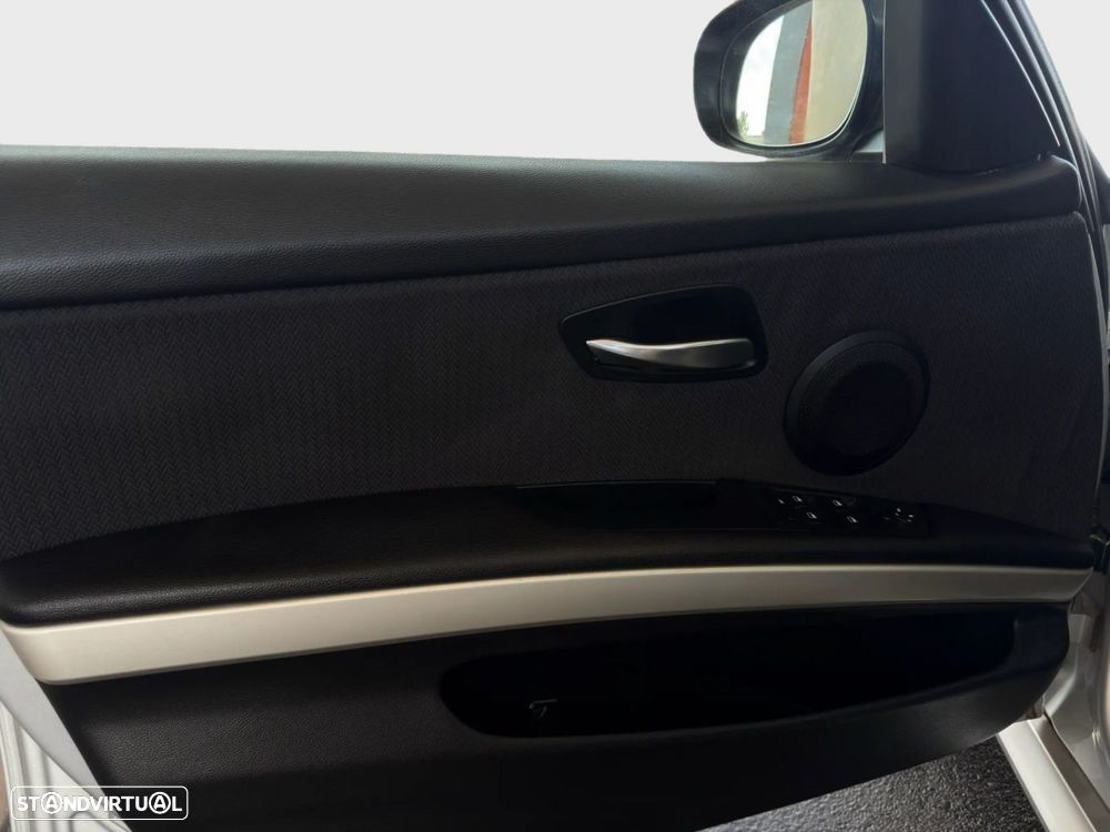 BMW 320 d Navigation - 20