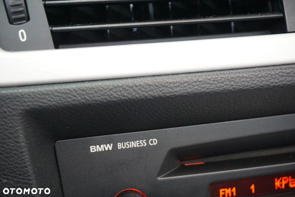 BMW Seria 3 320d DPF - 35