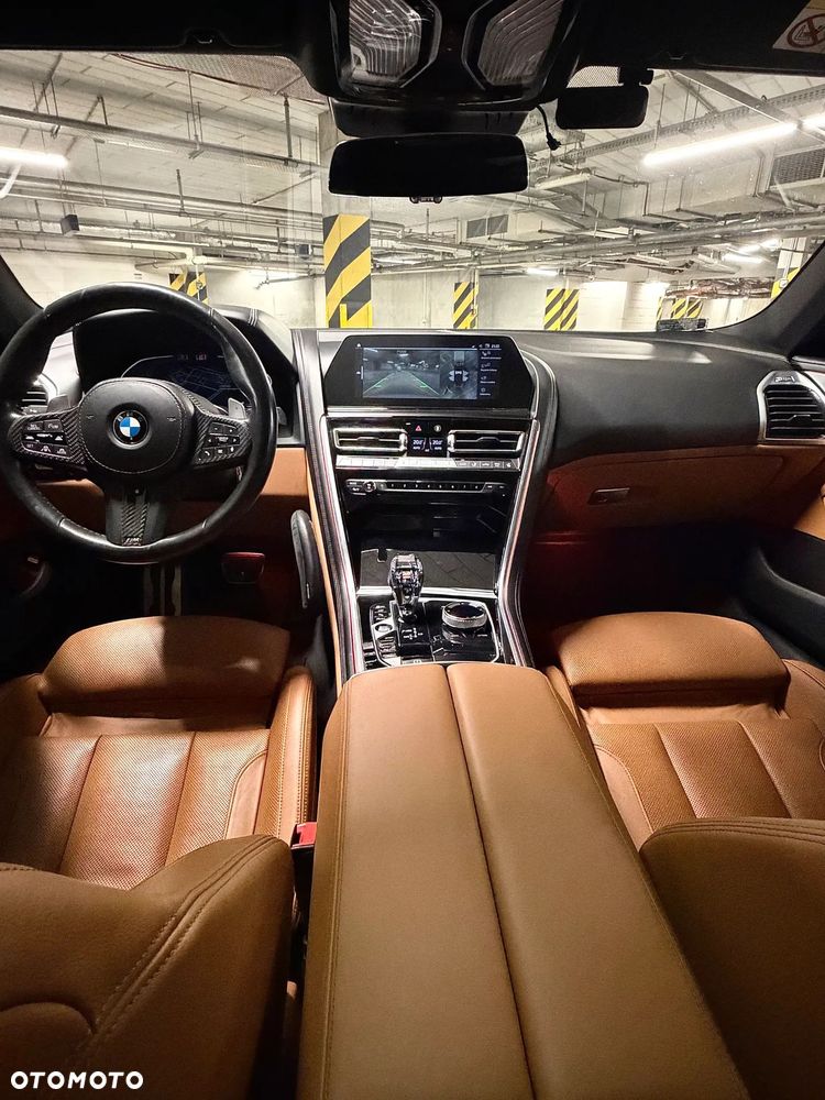 BMW Seria 8 - 18