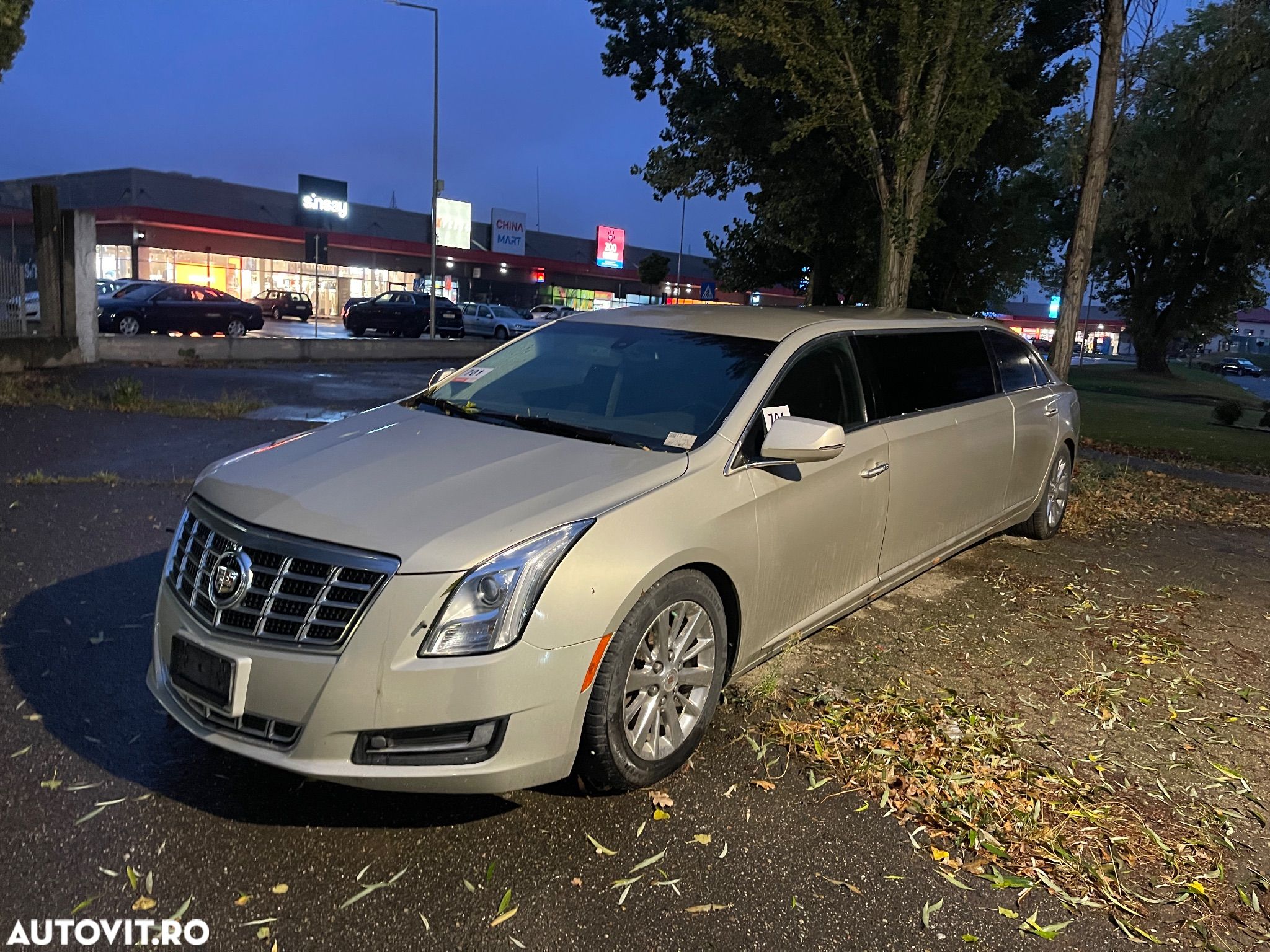 Cadillac XTS - 1