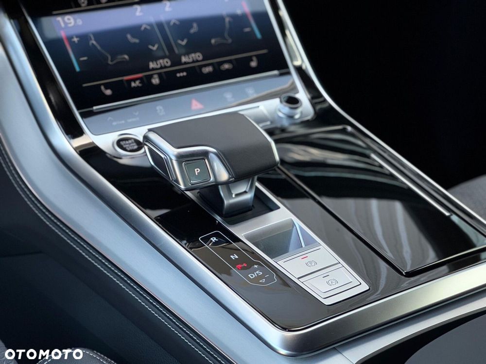 Audi Q7 50 TDI mHEV Quattro S Line Tiptr - 11