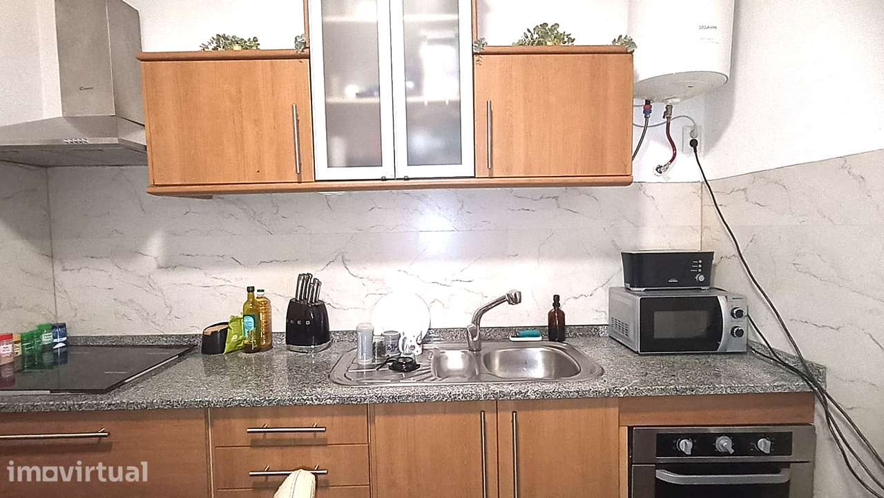 Moradia T5 no centro de Almeirim - Grande imagem: 5/15