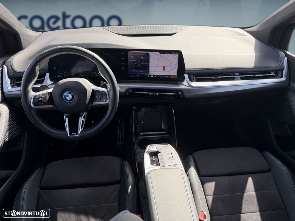 BMW 230xe Active Tourer Pack M - 11
