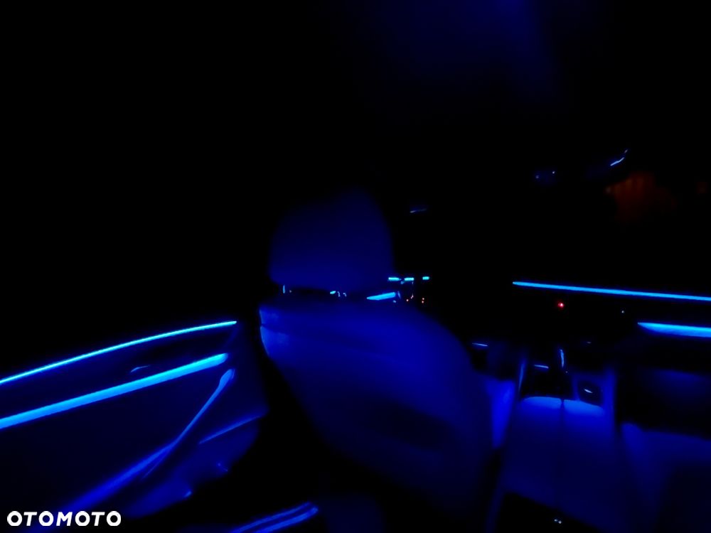 BMW Seria 5 ver-530e - 14