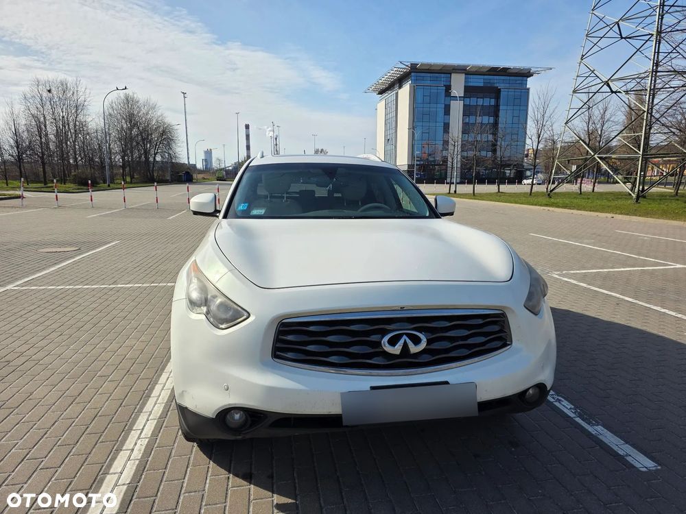 Infiniti FX - 1