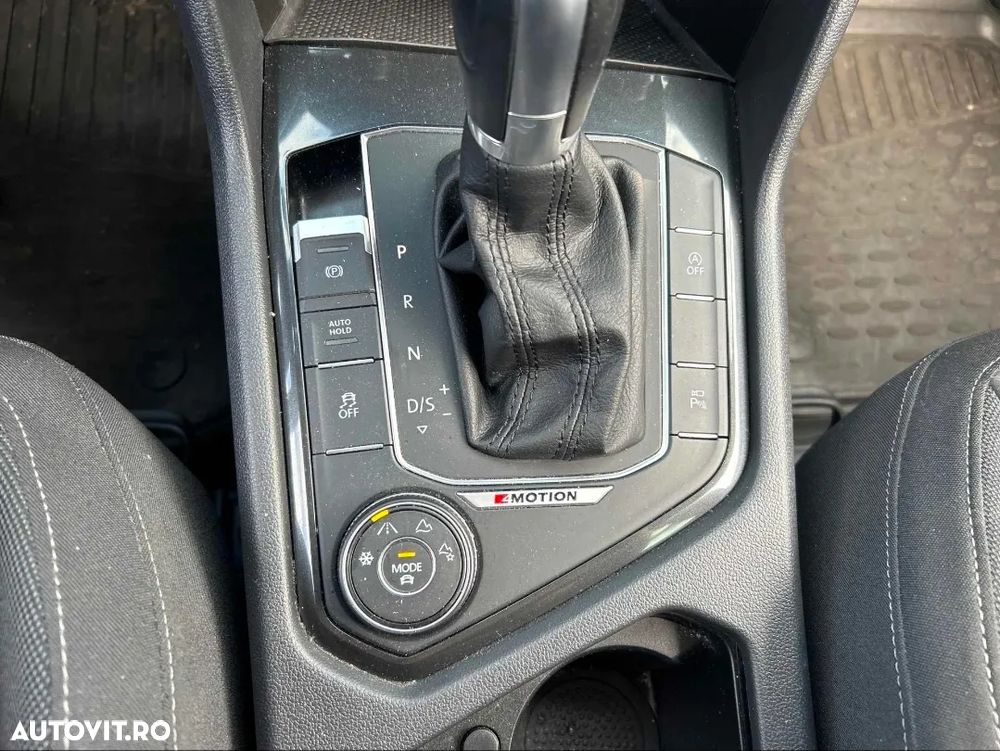 Volkswagen Tiguan 2.0 TDI SCR 4Motion DSG Highline - 12