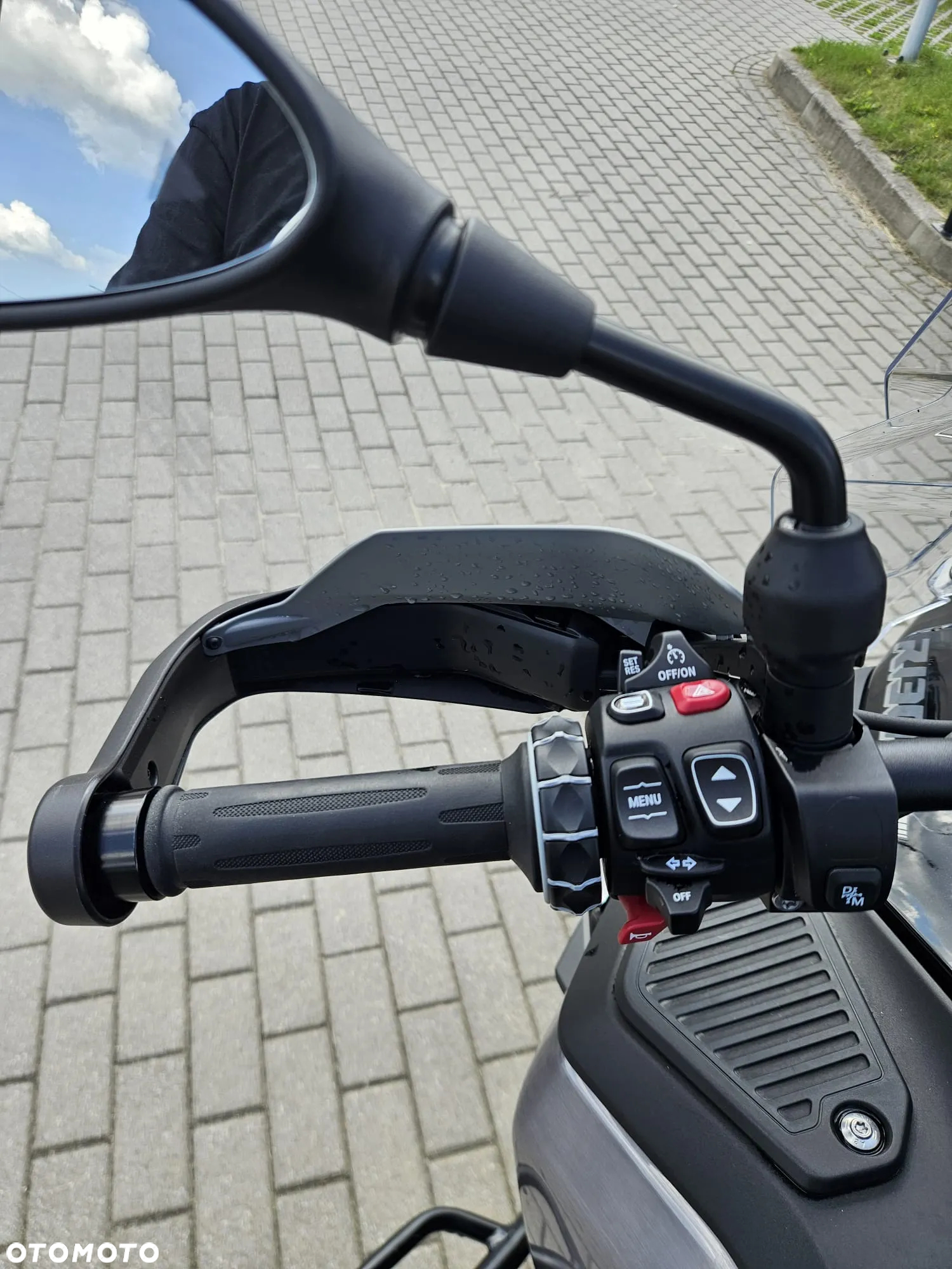 BMW R - 9