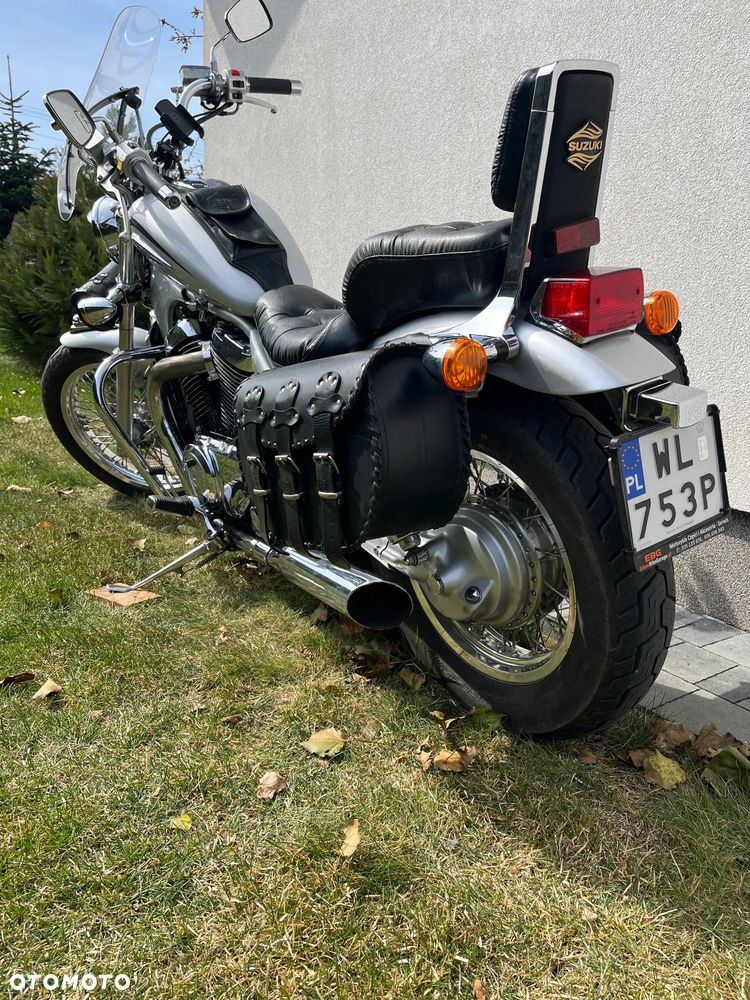 Suzuki Intruder - 9