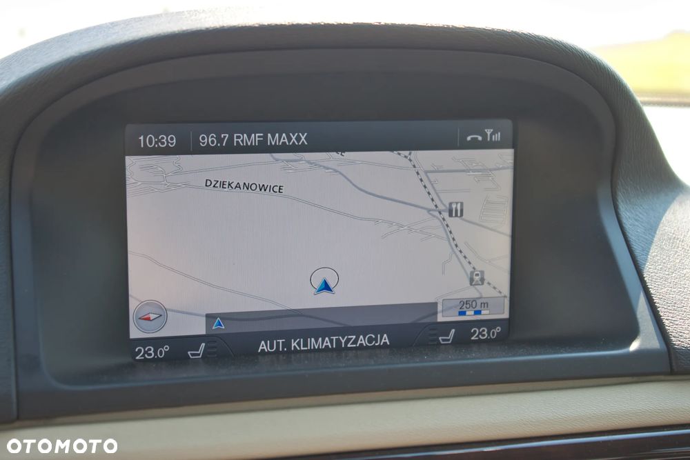 Volvo XC 70 3.2 AWD Summum - 39