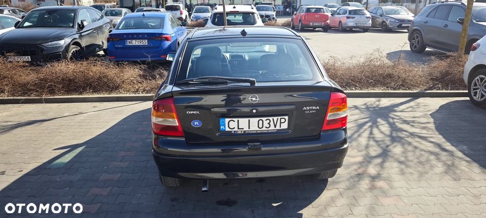 Opel Astra 1.7 DTI Comfort - 2