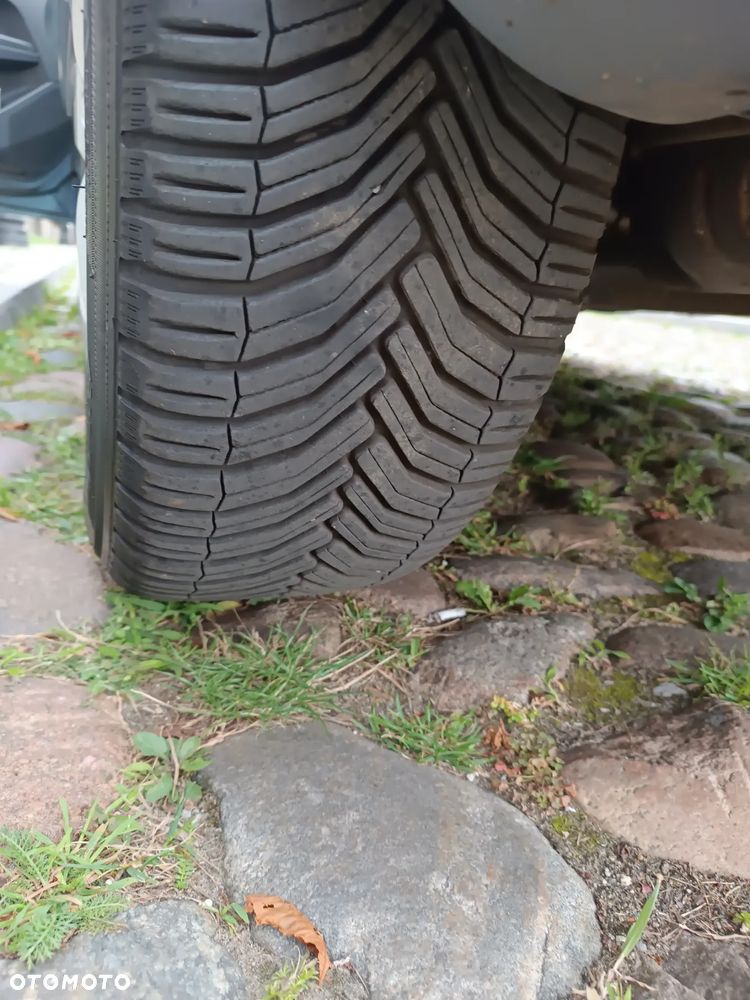 Opel Astra 1.6 NAVI - 19