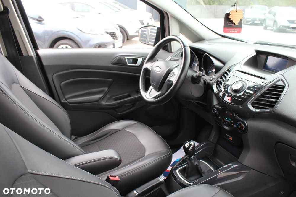 Ford EcoSport 1.0 EcoBoost TITANIUM - 24