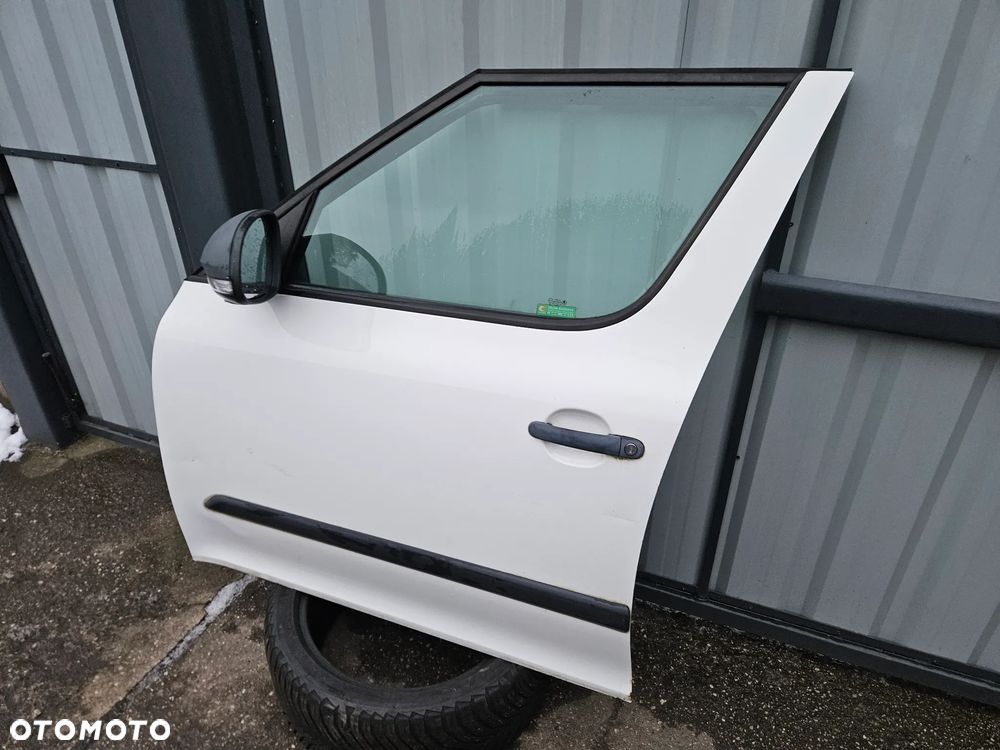 Drzwi Przednie Lewe Skoda Yeti. Kolor LF9E,LB9A,9P9P,1026 - 2