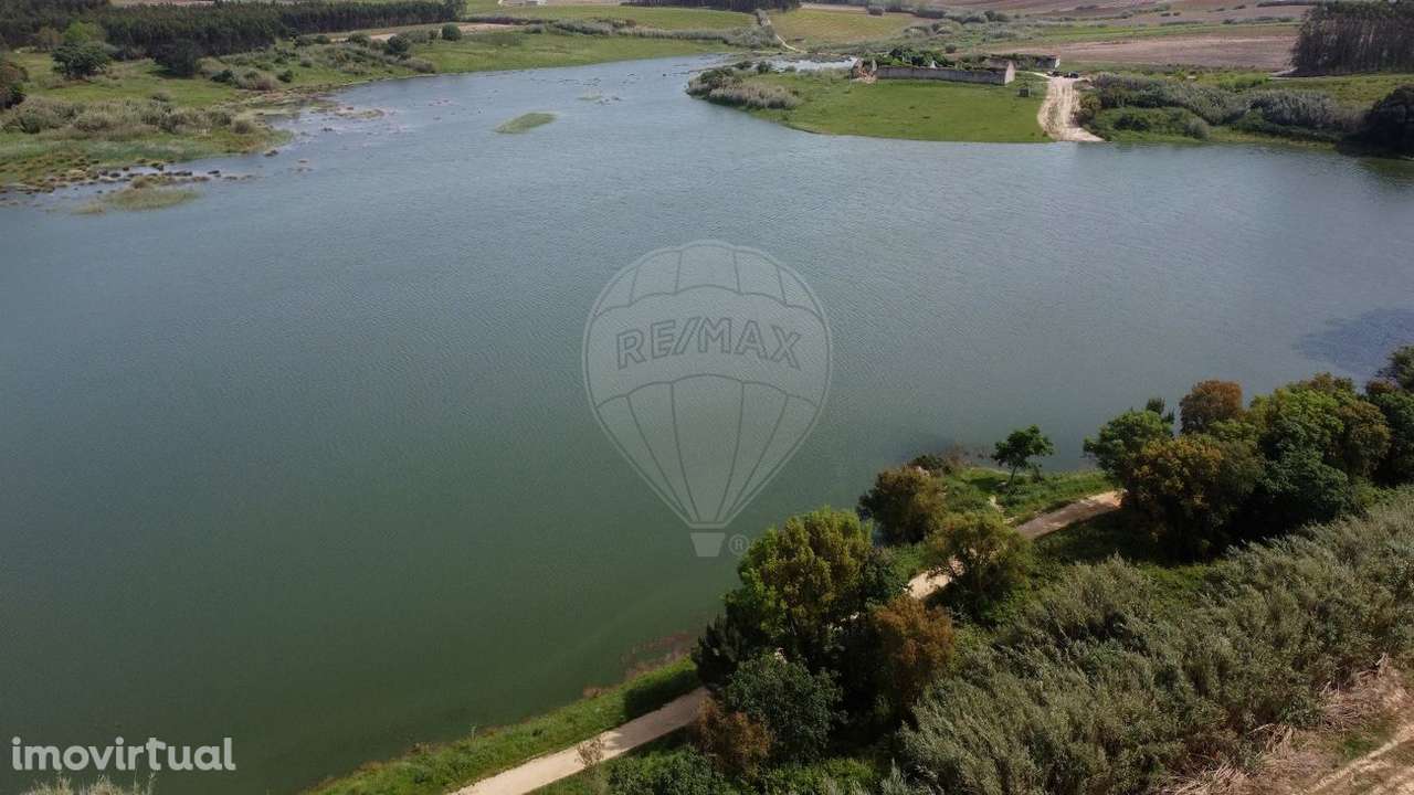 Moradia T1 para venda - Grande imagem: 2/11