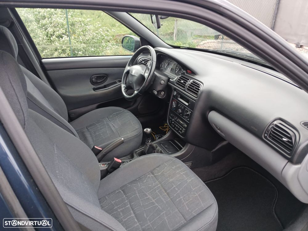Peugeot 406 1.6 ST - 3