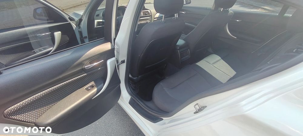 BMW Seria 1 114d - 12
