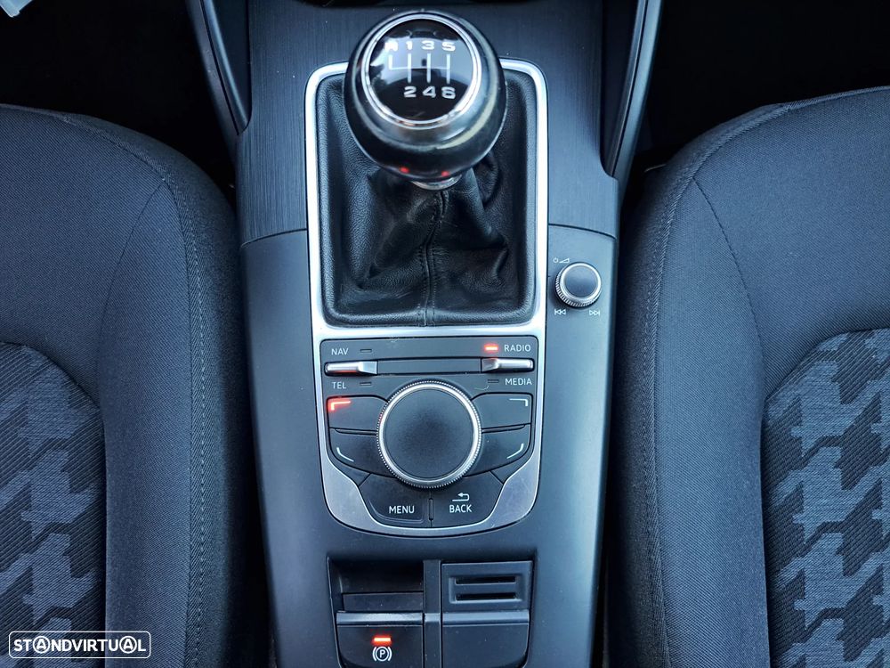 Audi A3 Sportback 1.6 TDI Attraction - 23