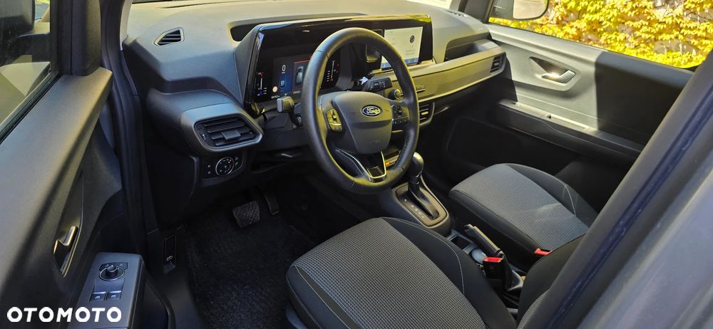 Ford Transit Courier - 7