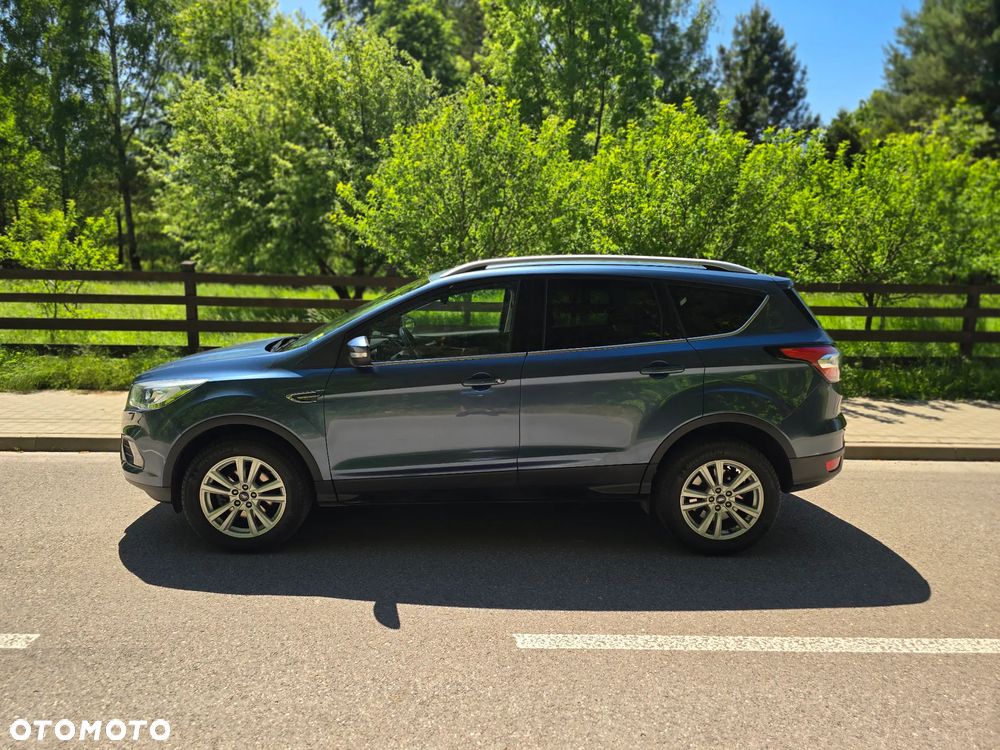 Ford Kuga 1.5 EcoBoost 2x4 Titanium - 18