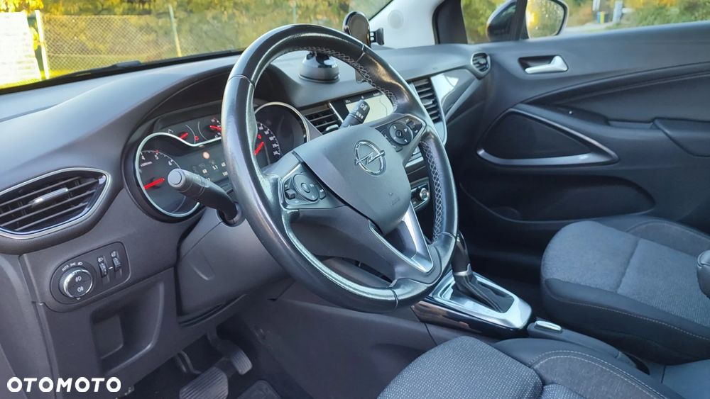 Opel Crossland - 12