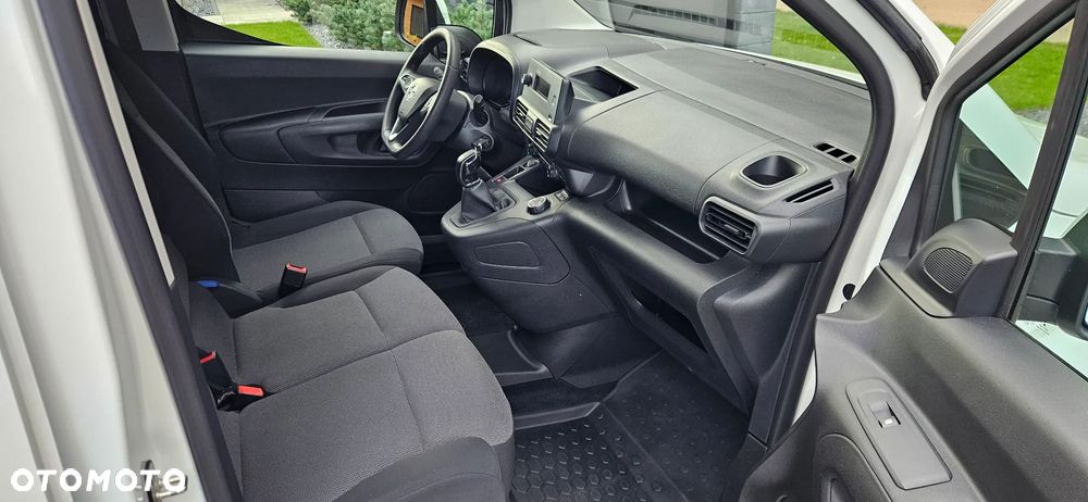 Opel Combo - 18