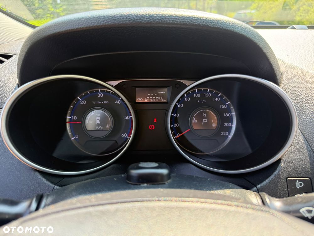 Hyundai ix35 2.0 CRDi 4WD Automatik Finale Silver - 18