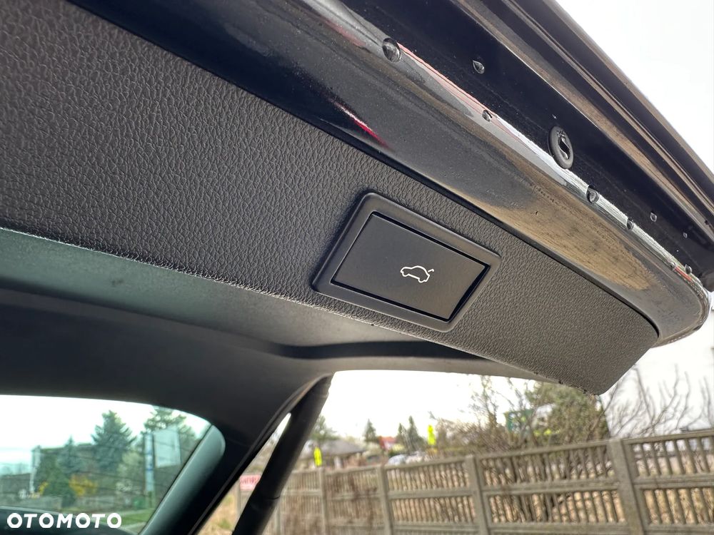 Skoda Octavia 2.0 TDI DSG RS - 19