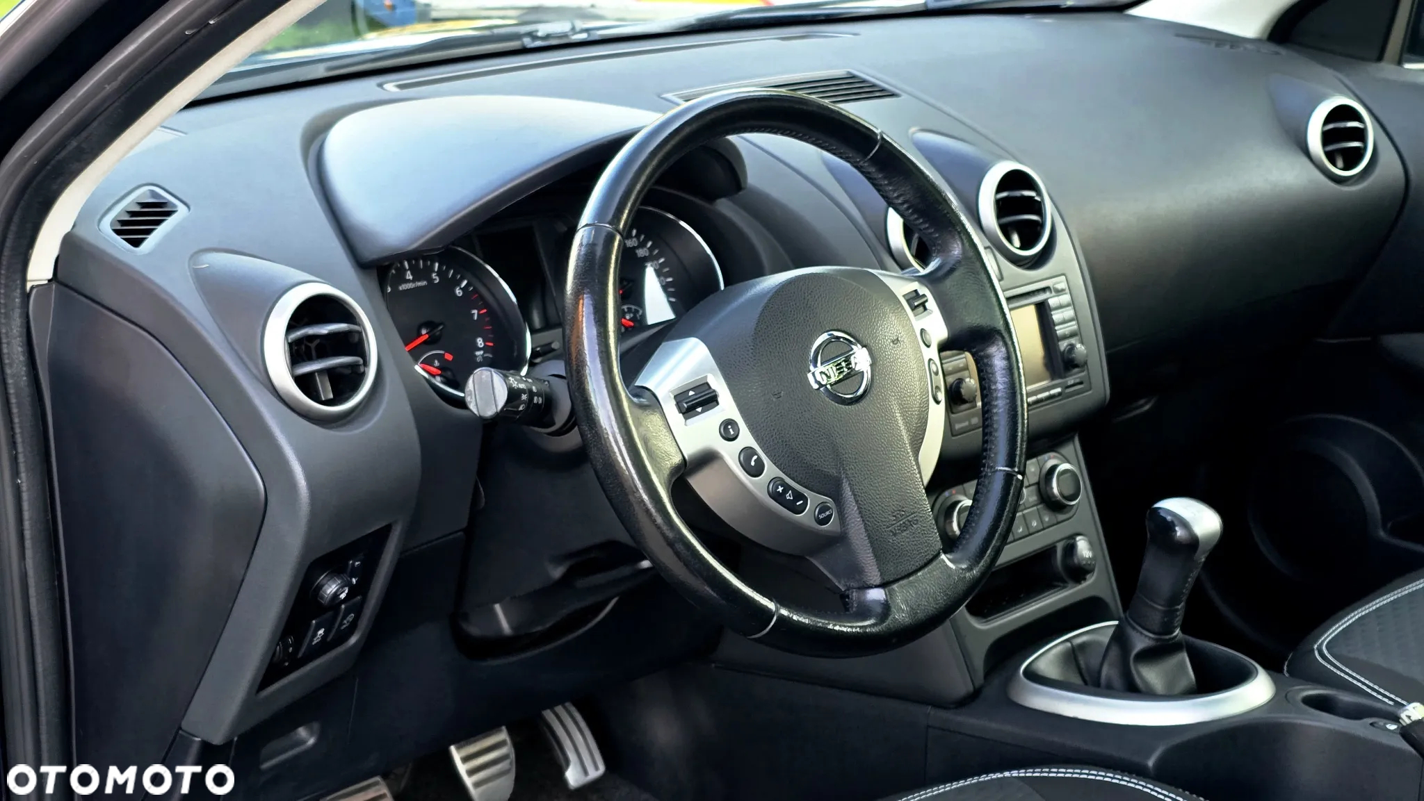 Nissan Qashqai 1.6 Tekna - 17