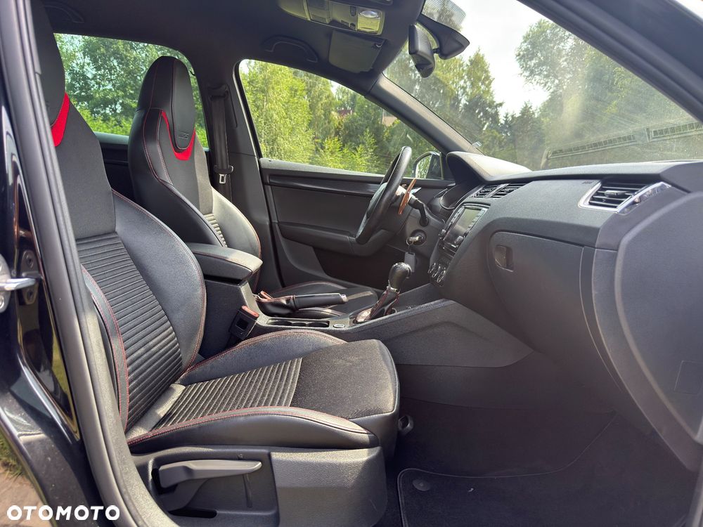 Skoda Octavia 2.0 TDI RS DSG - 6