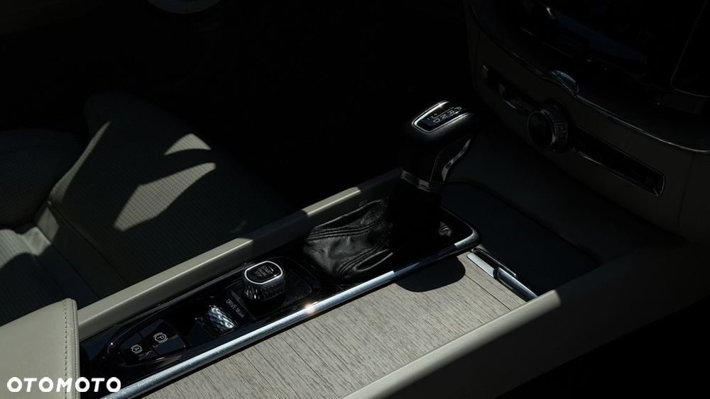 Volvo XC 60 T5 GPF Inscription - 8