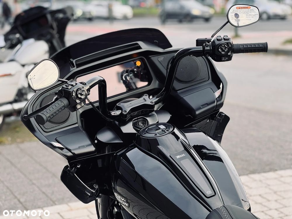 Harley-Davidson Touring Road Glide - 15