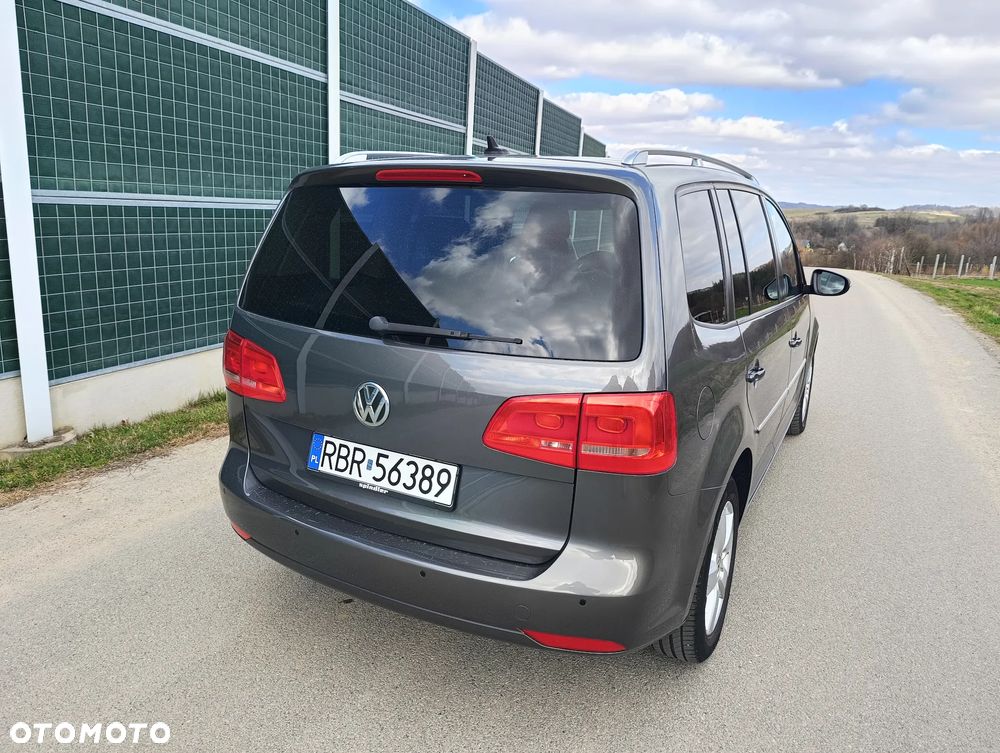 Volkswagen Touran 2.0 TDI DPF BlueMotion Technology Highline - 19