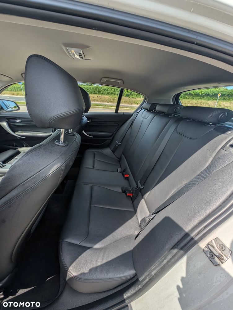 BMW Seria 1 118d Sport Line - 11
