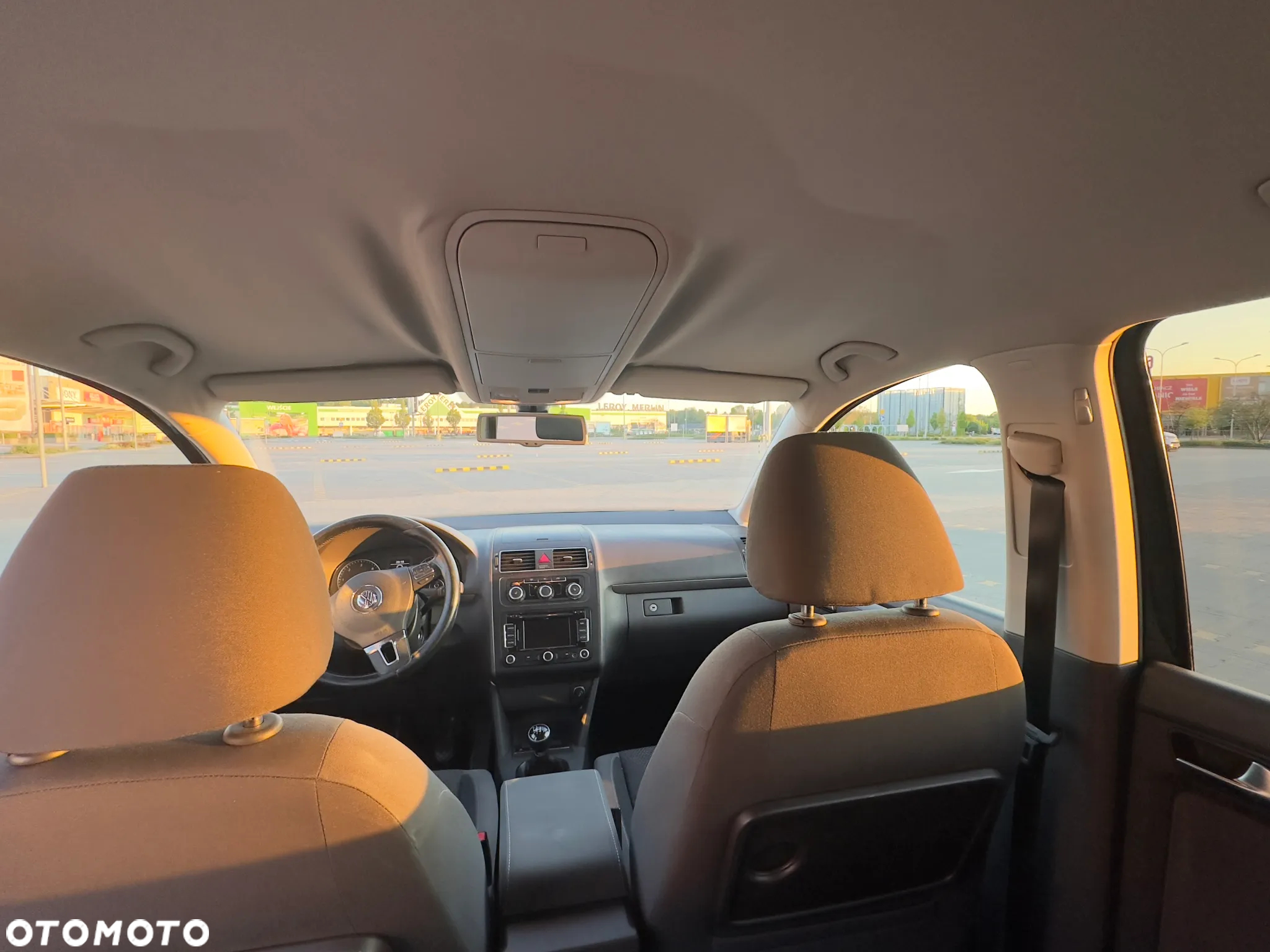 Volkswagen Touran 1.6 TDI DPF BlueMot Trendline - 23