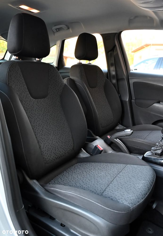 Opel Crossland X - 26