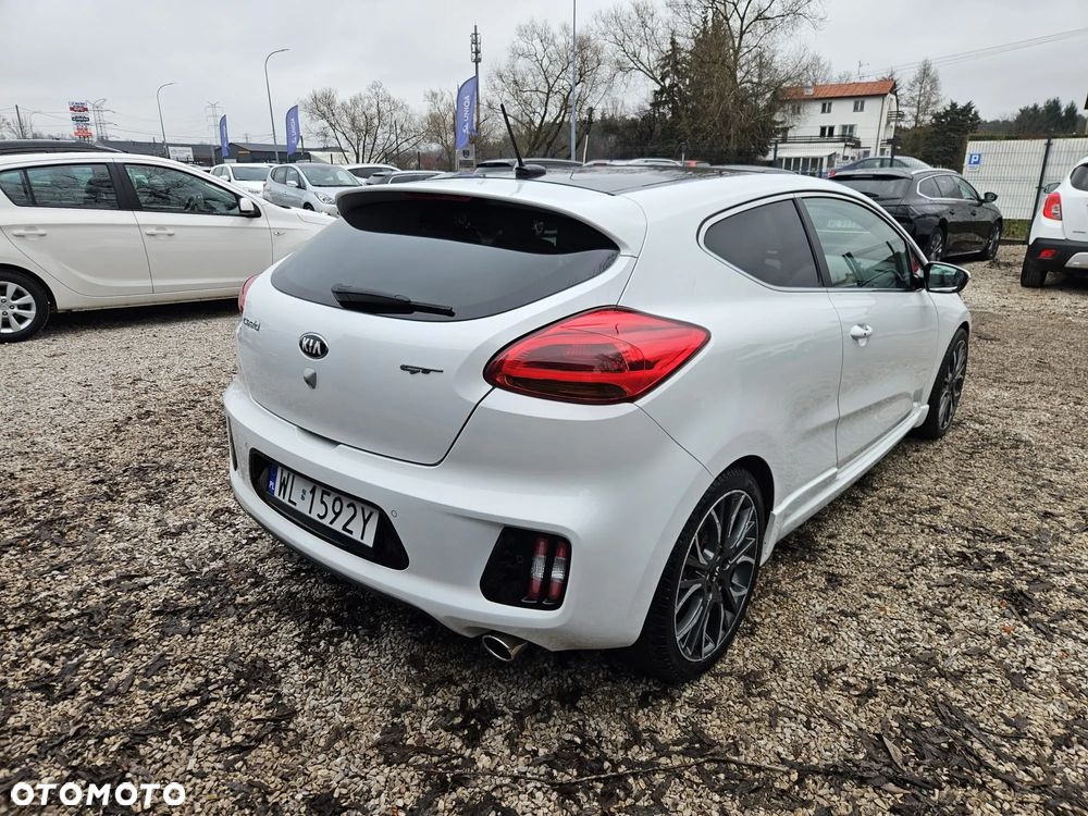 Kia ProCeed 1.6 T-GDI GT-Track - 12