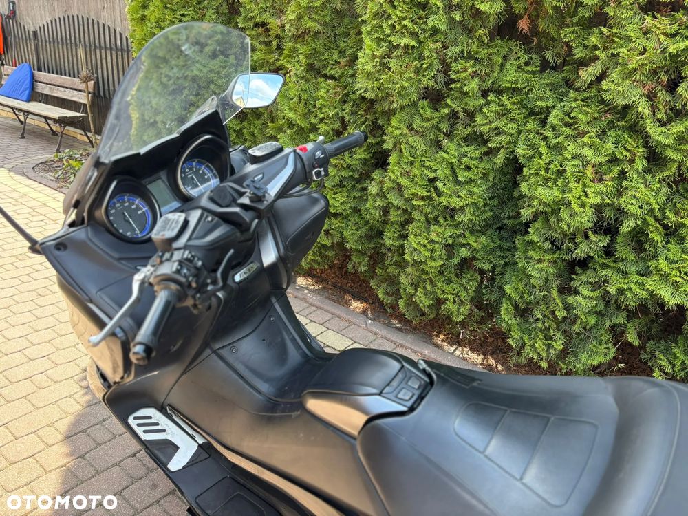Yamaha Tmax - 13