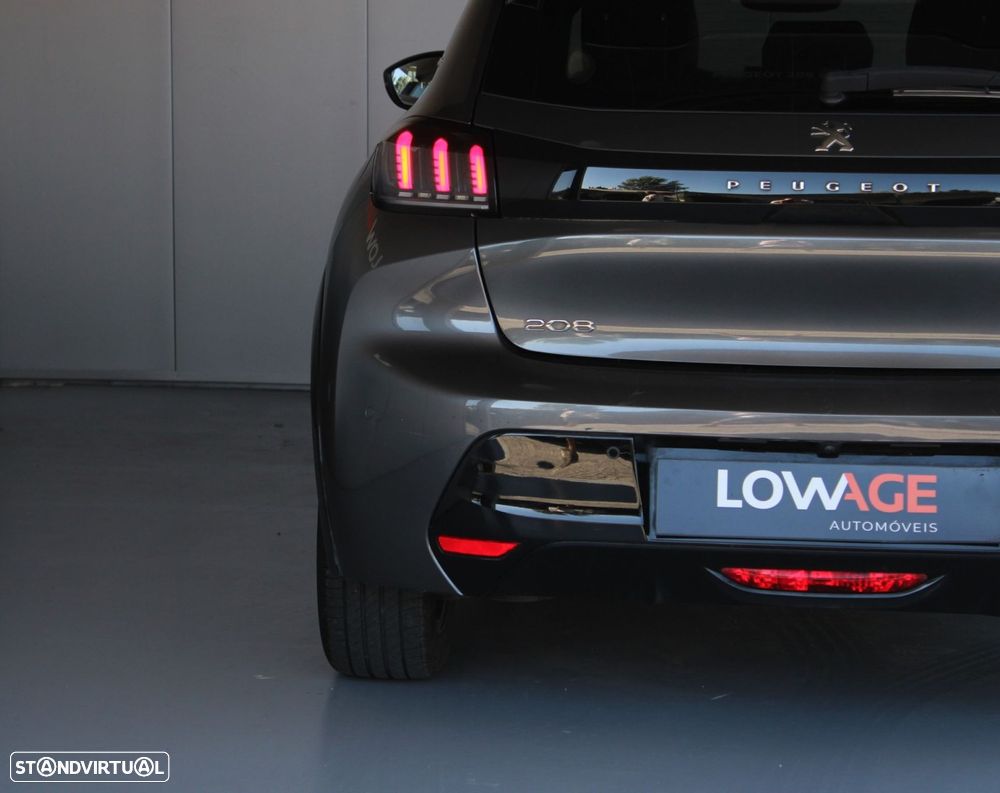 Peugeot 208 1.2 PureTech GT Line EAT8 - 36