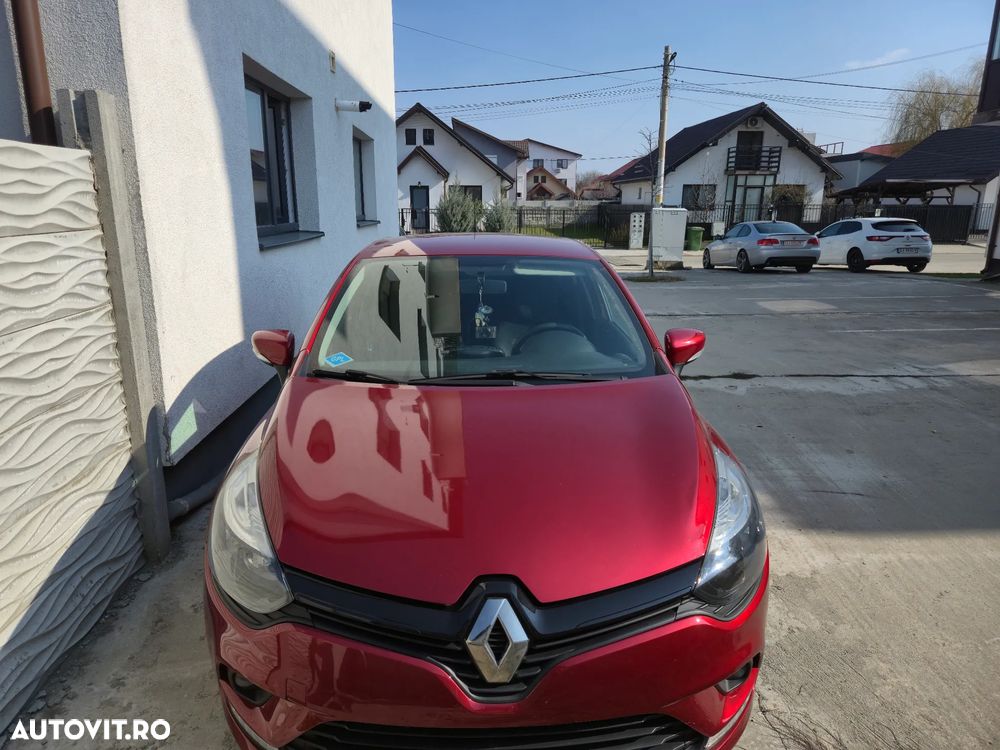 Renault Clio - 1