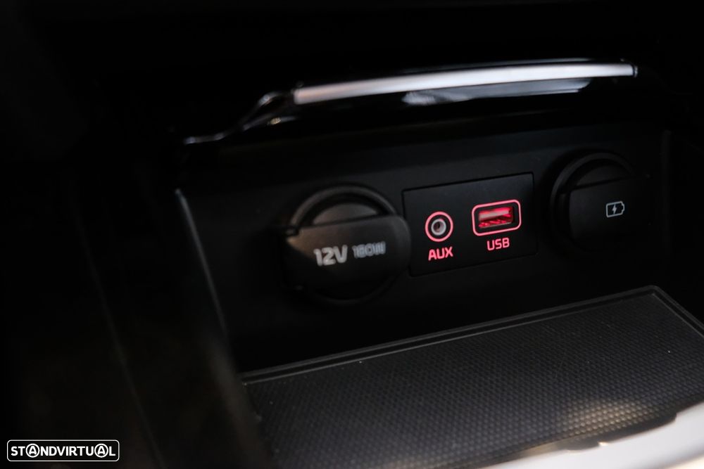 Kia Ceed 1.4 T-GDI GT Line 7DCT - 23