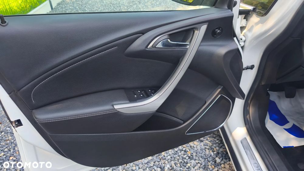 Opel Astra 1.6 T Sport - 21
