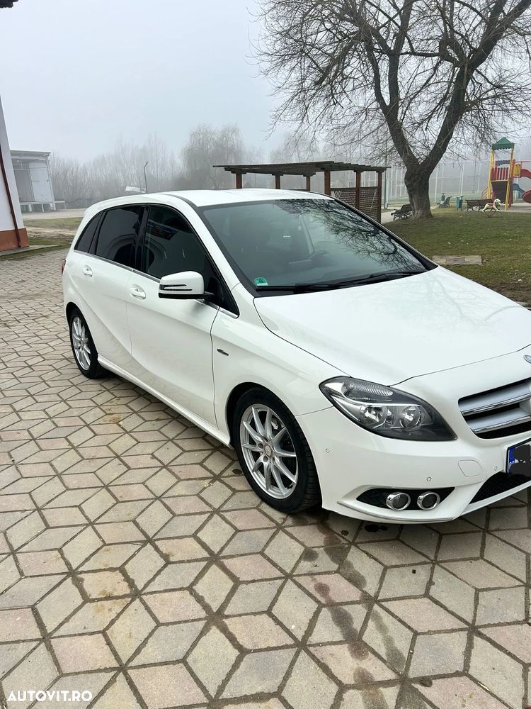 Mercedes-Benz B 180 - 2
