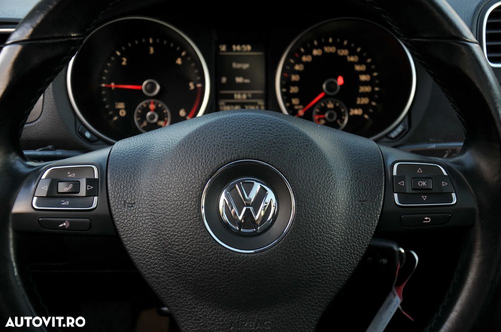 Volkswagen Golf 1.6 TDI BlueMotion Technology Comfortline - 19