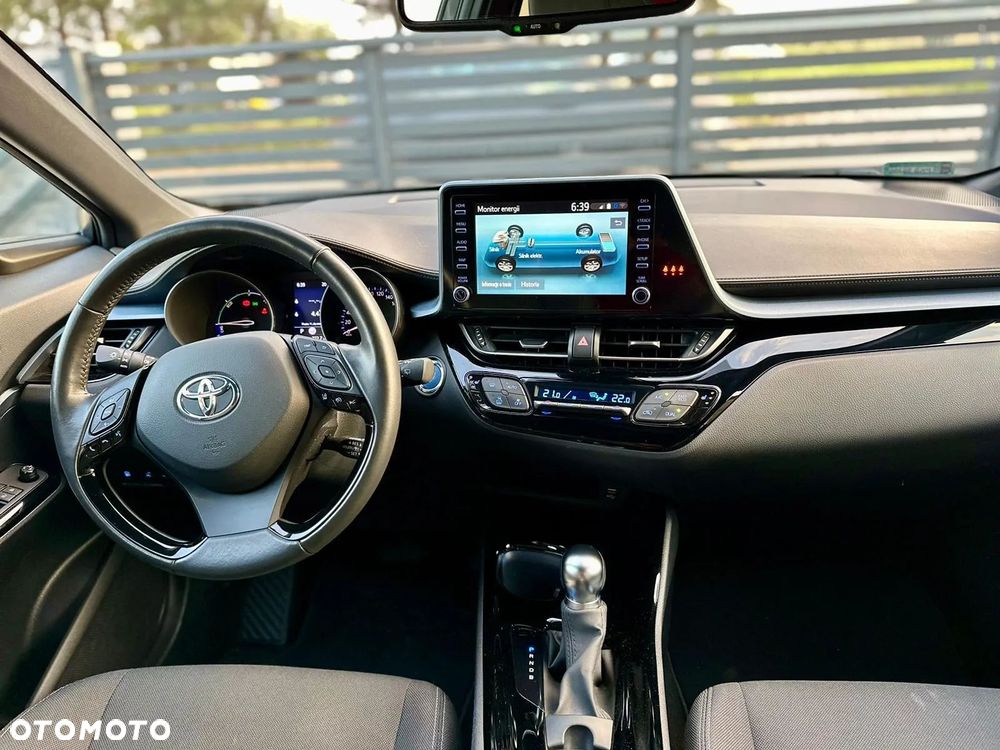 Toyota C-HR - 8