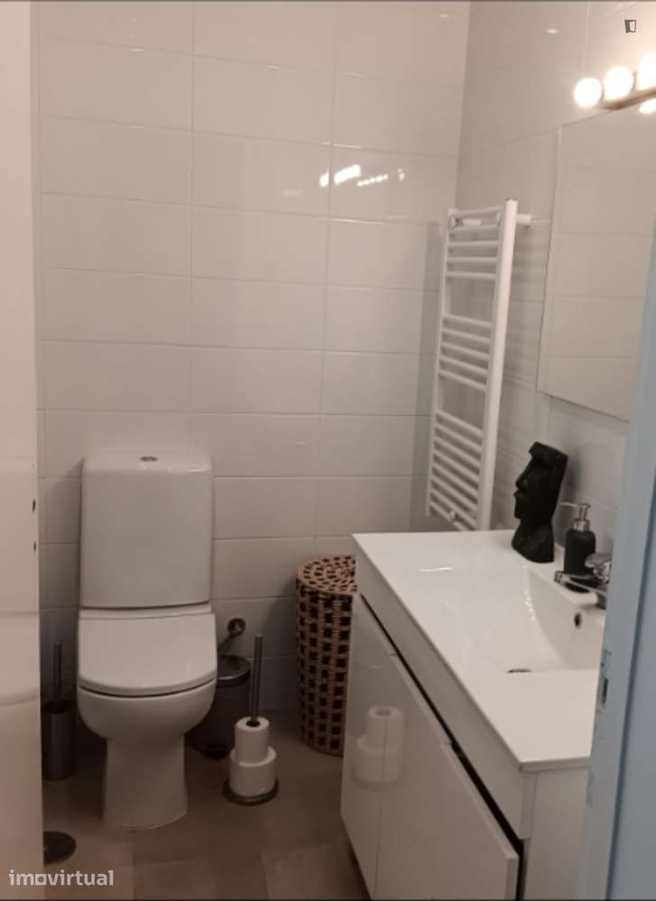 Quarto - localizado em Paranhos Porto - Grande imagem: 3/22