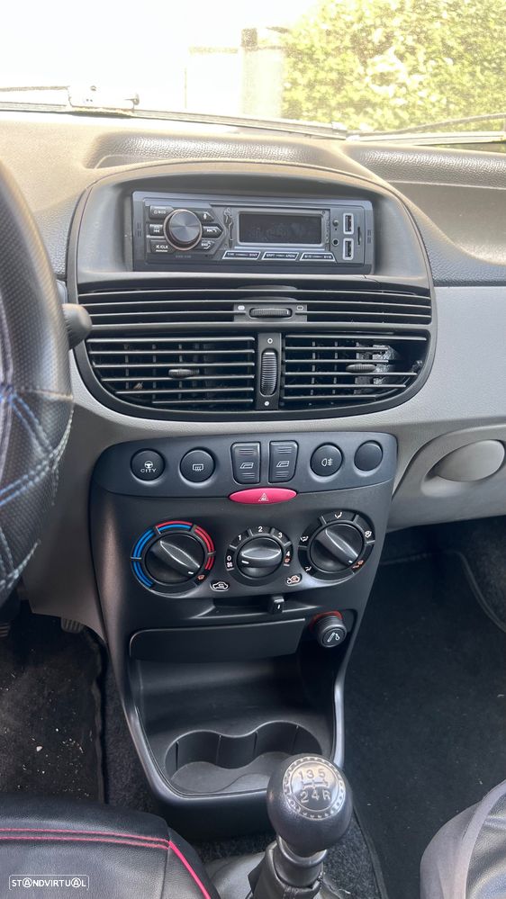 Fiat Punto 1.2 S - 4